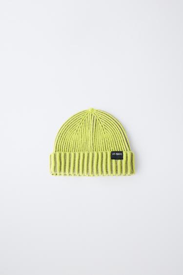 KNIT BEANIE WITH LABEL — Lime green 1