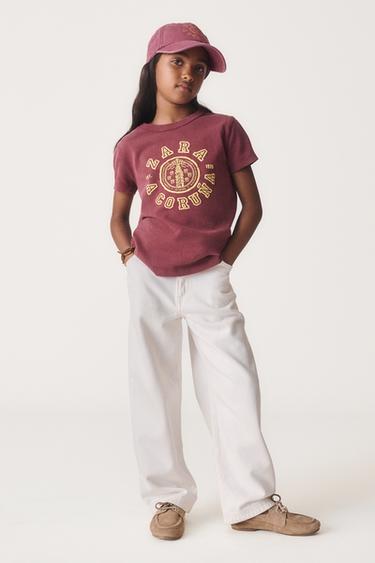 6-14 AÑOS/ CAMISETA VARSITY 50TH ANNIVERSARY - Burdeos oscuro de Zara - Imagen 0