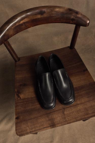 SMART LEATHER LOAFERS - Black by Zara