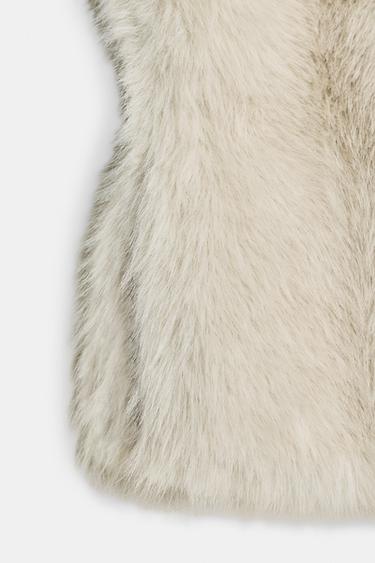 GILET EFFET FOURRURE - Écru de Zara - Image 6