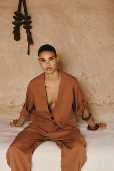 CHAQUETA MANGA REMANGADA - Terracota de Zara