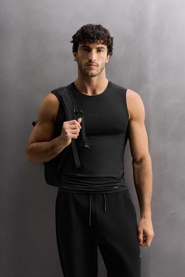 COMPRESSION TANK TOP - Black by Zara