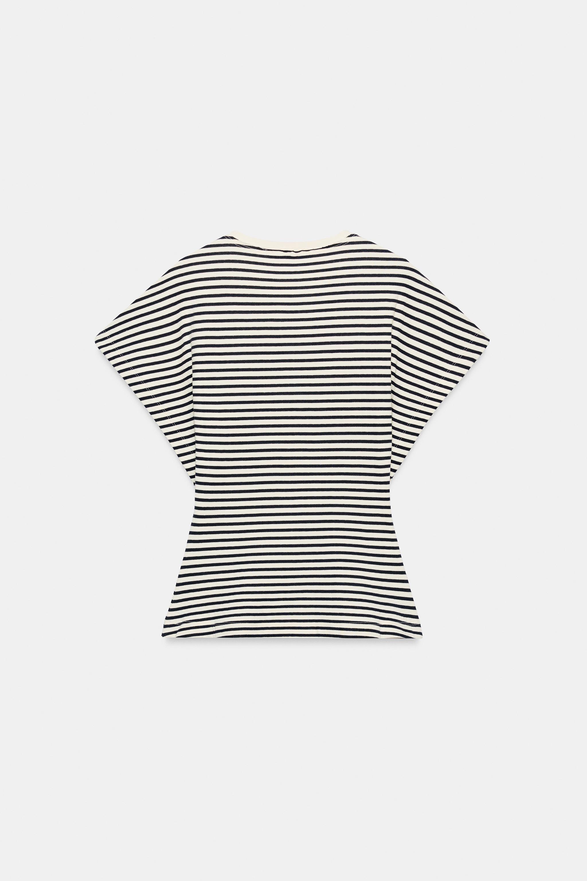 SLIM FIT STRIPED T-SHIRT