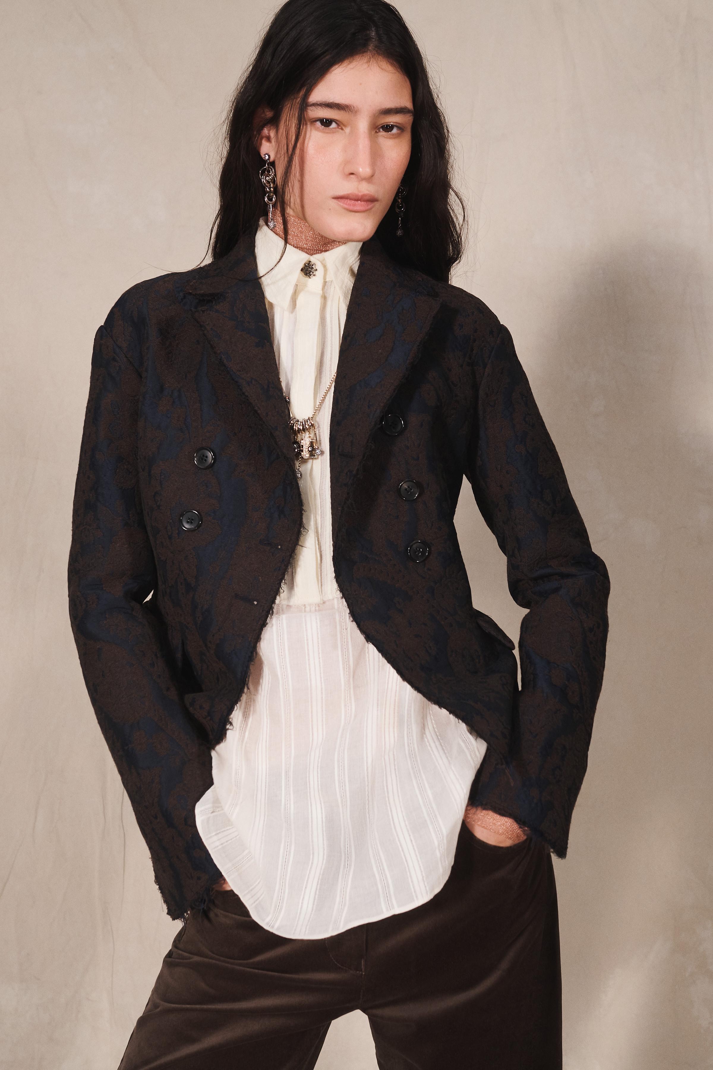 LIMITED EDITION CROPPED JACQUARD BLAZER