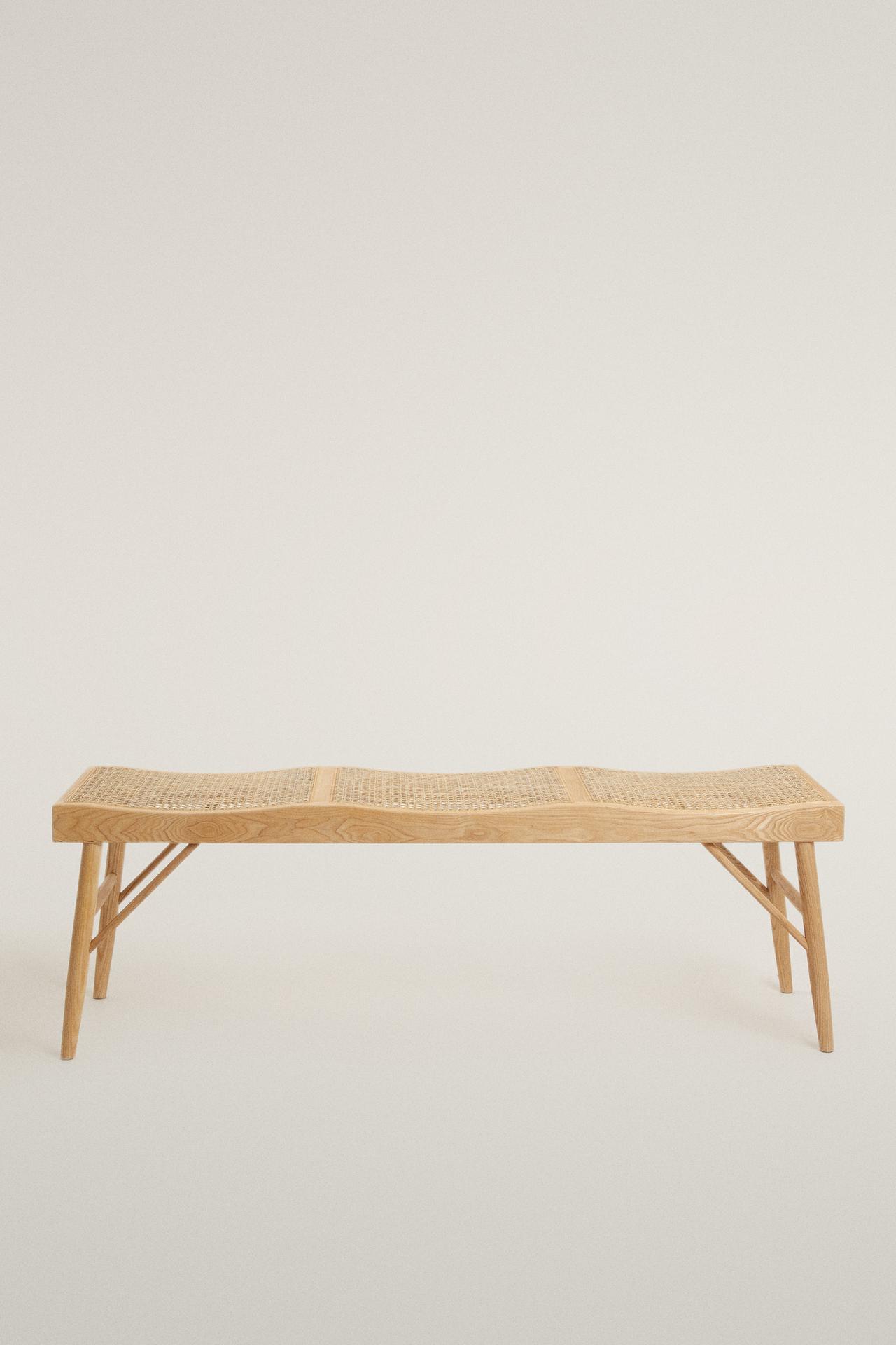 WOOD AND RATTAN BENCH — Light beige