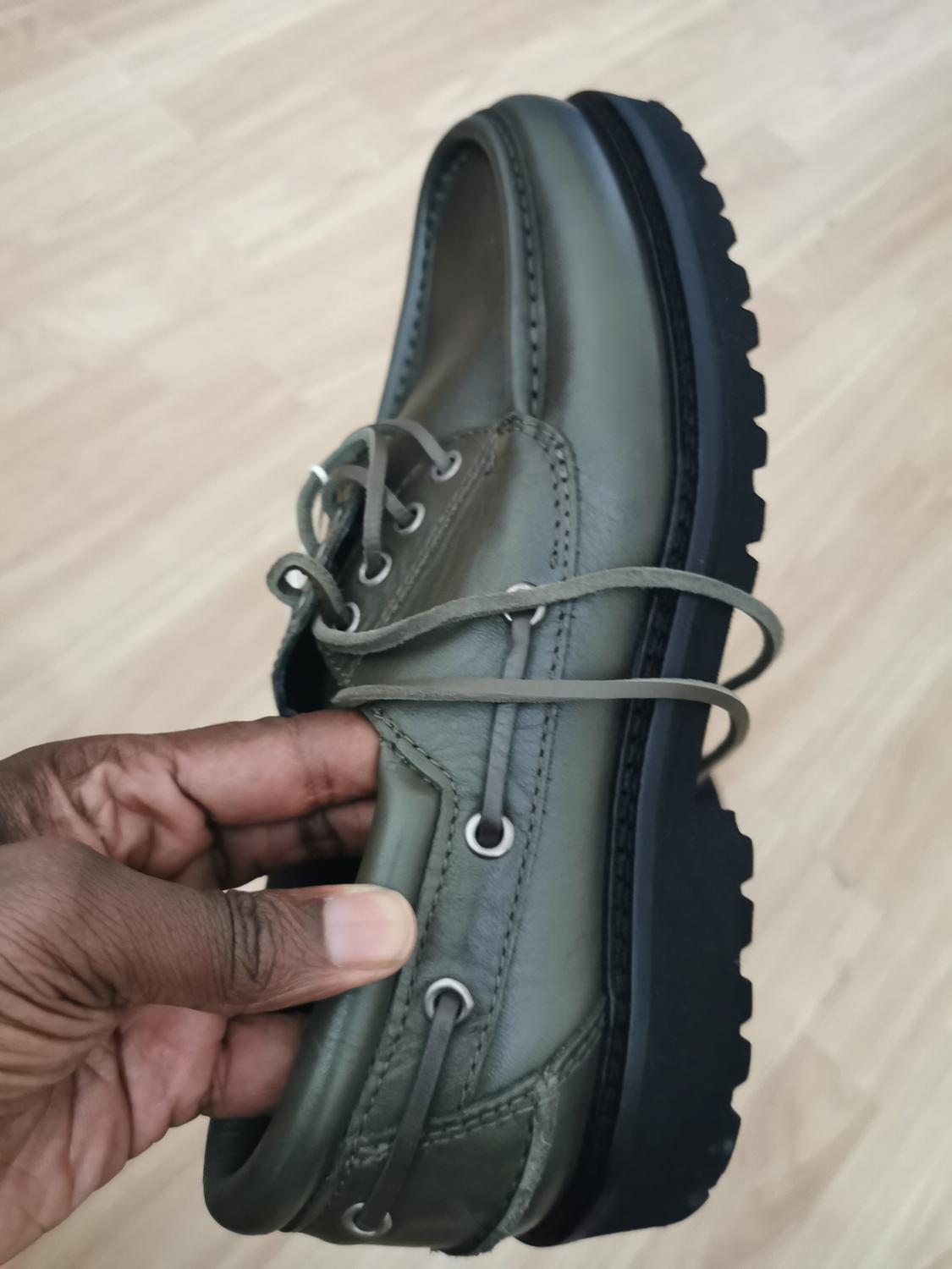 LEATHER VIBRAM® DECK SHOES - Image 6