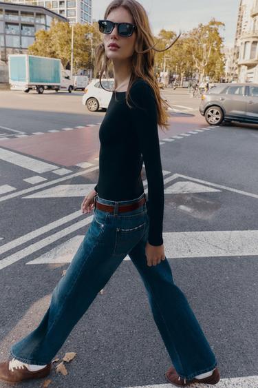 T-SHIRT CÔTELÉ À MANCHES LONGUES - Noir de Zara - Image 3