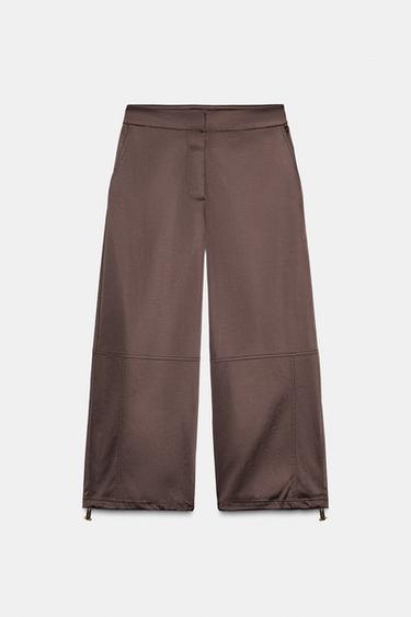 PANTALÓN ANCHO SATINADO - Marrón de Zara
