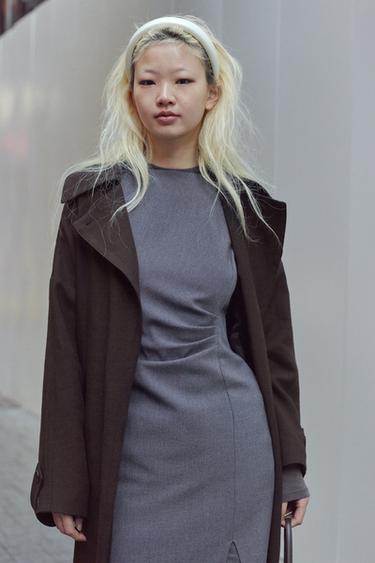 ドレープミディワンピースグレーマールZaraのドレープミディワンピース - グレーマール 