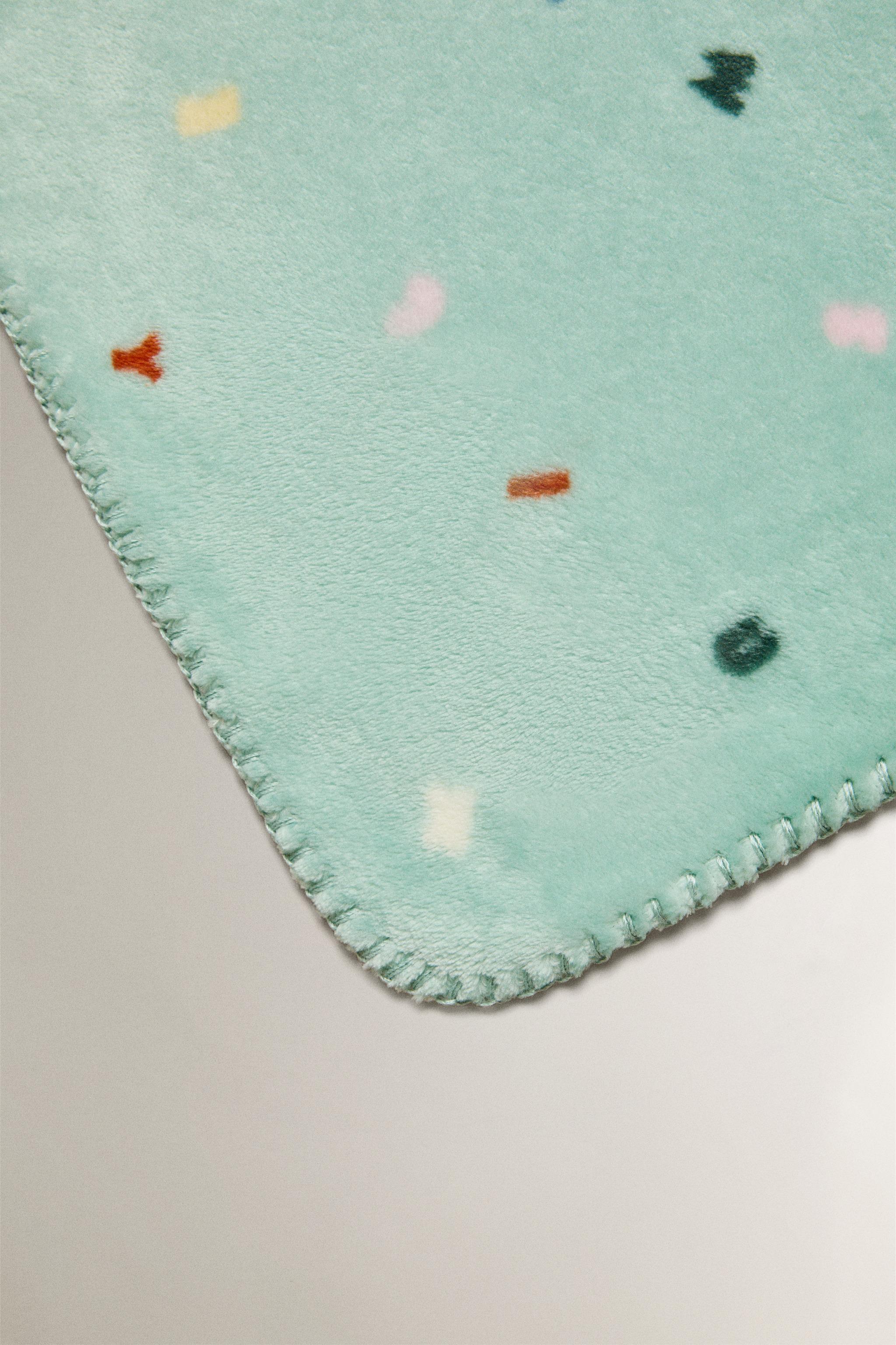 MICKEY & MINNIE LETTERS BABY FLEECE BLANKET ©DISNEY