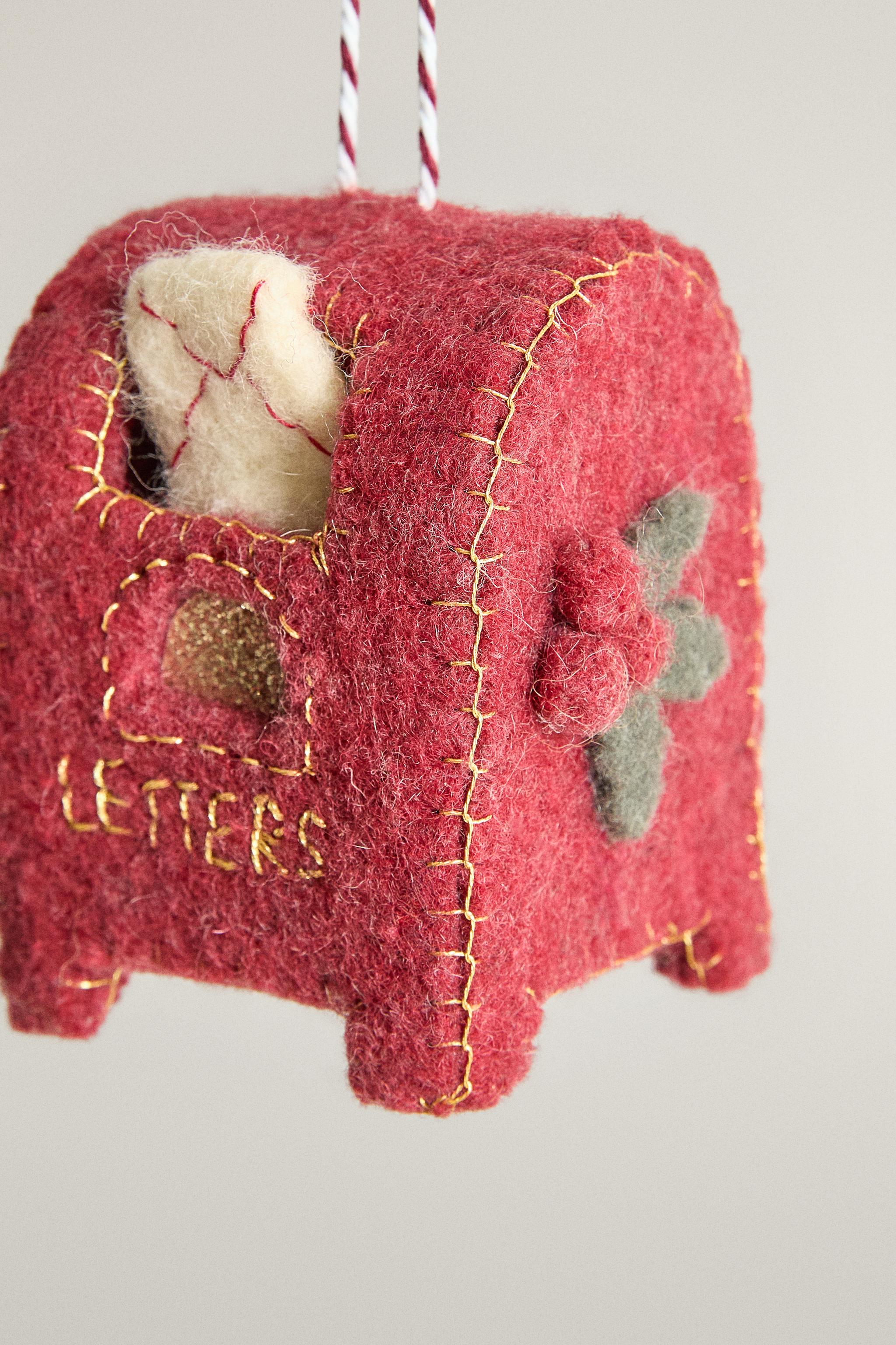 FELT MAILBOX CHRISTMAS TREE ORNAMENT