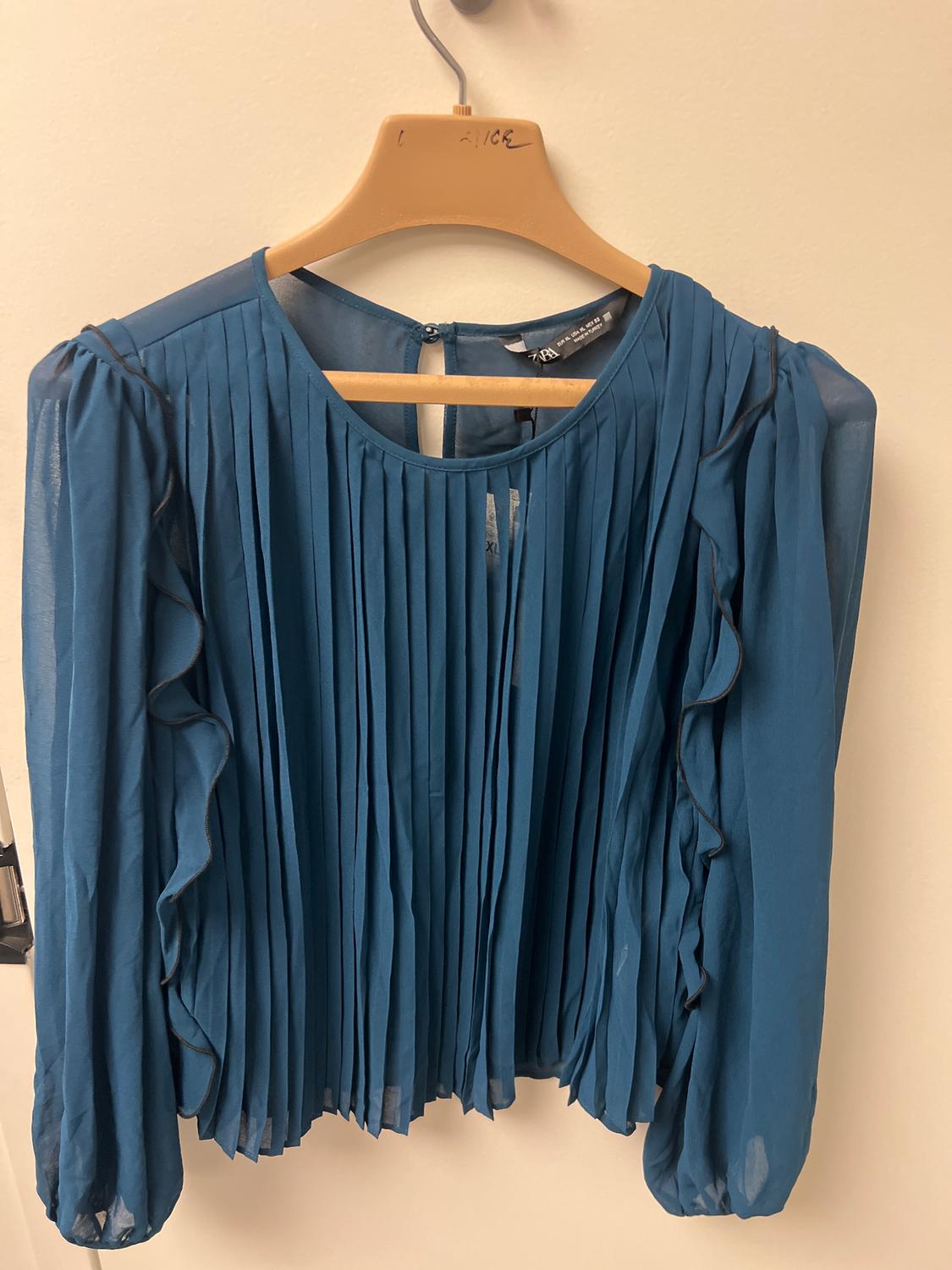 BLUSA PLISADA VOLANTES - Image 3