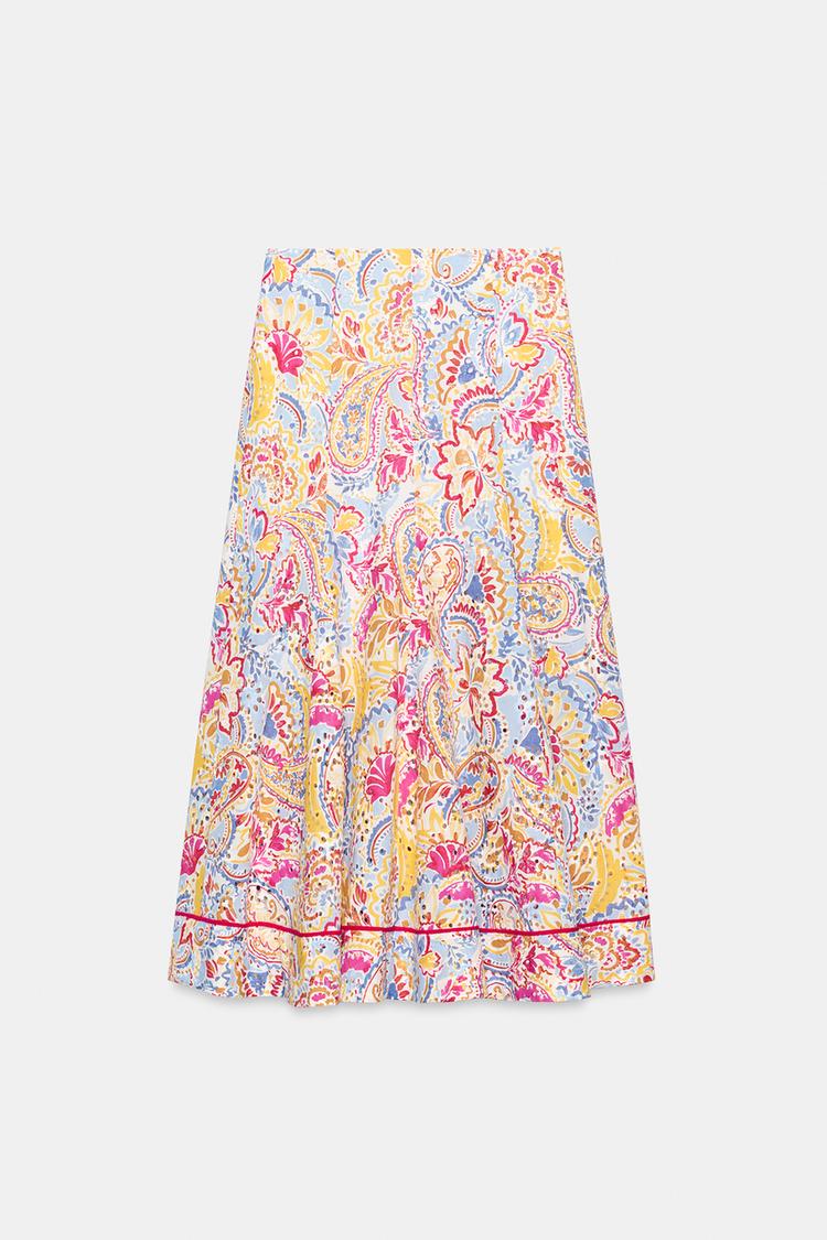 FALDA MIDI CON BORDADO CALADO ESTAMPADO 7