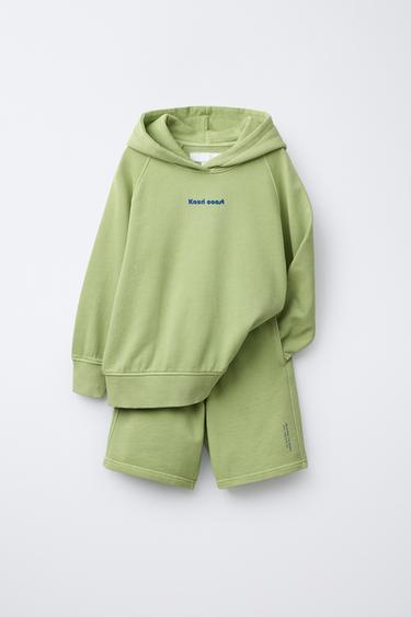 Zara HOODED SWEATSHIRT AND BERMUDA SHORTS SET WITH TEXT - Green