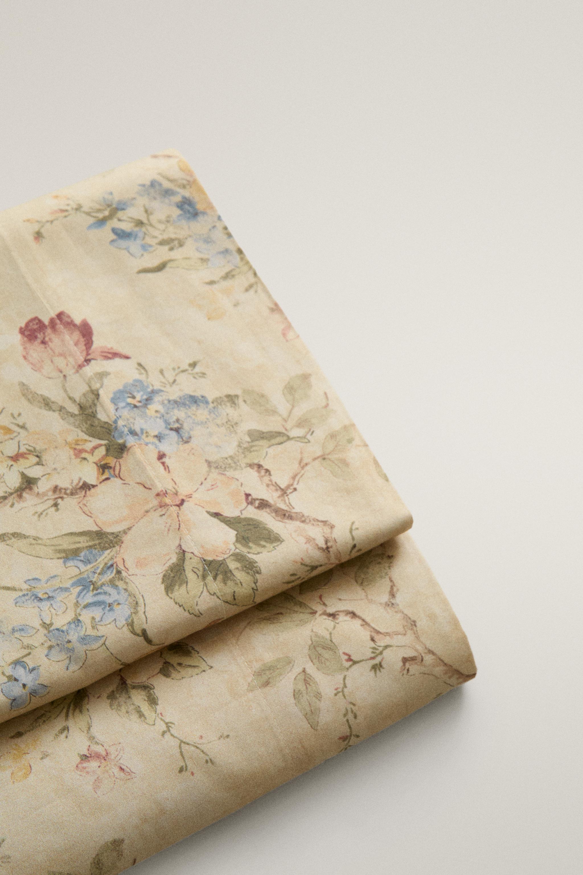 FLORAL SATEEN FLAT SHEET (300 THREAD COUNT)