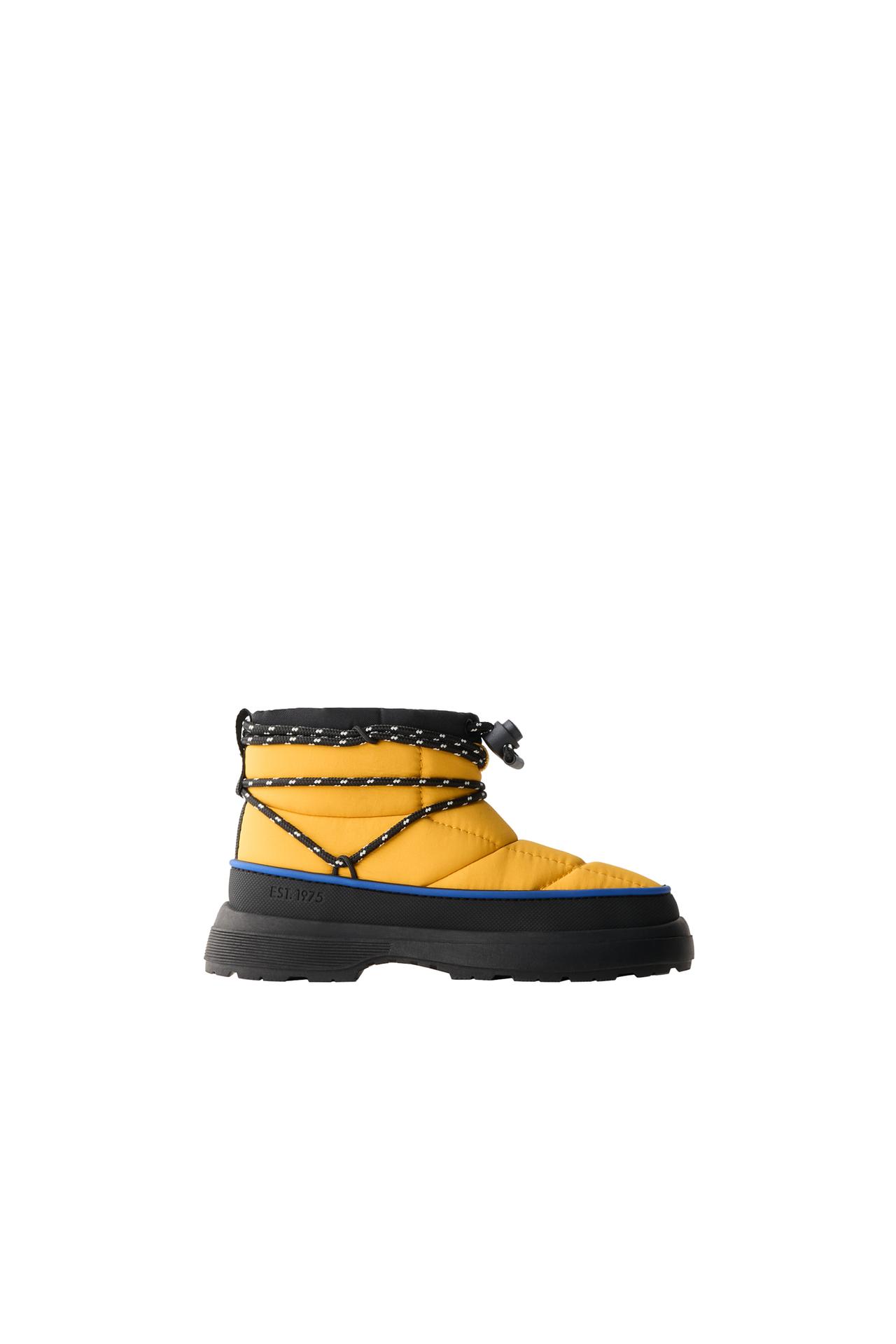 WATER-REPELLENT QUILTED ANKLE BOOTS