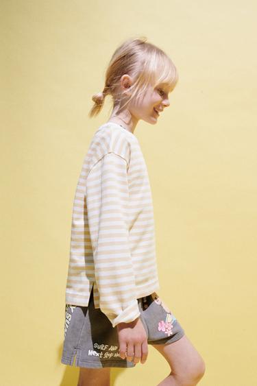 SHORT EFFET DÉLAVÉ CAPIBARA CAPYFUN © - Gris anthracite de Zara