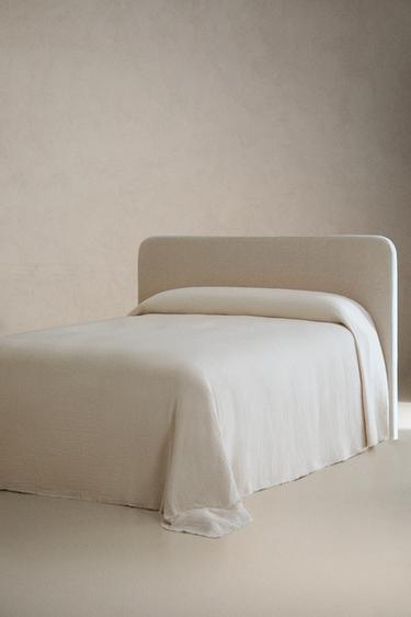 DOUBLE-FACED MUSLIN BEDSPREAD - Ecru by Zara - Image 1