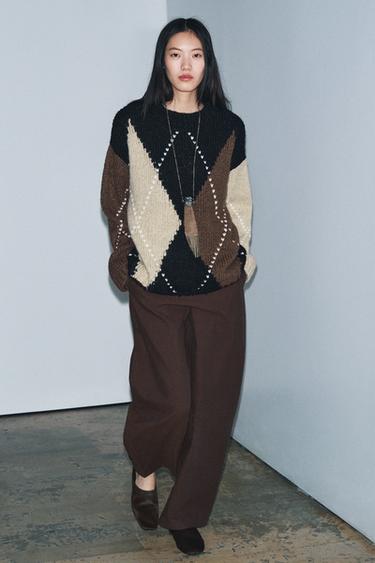 DIAMOND KNIT JUMPER - Black / Ecru by Zara