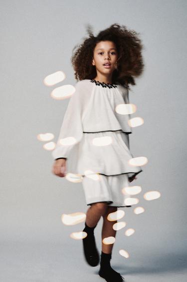 FUSTAN I LËMUAR ME LULE DHE STOLI - Ngjyrë natyrale nga Zara