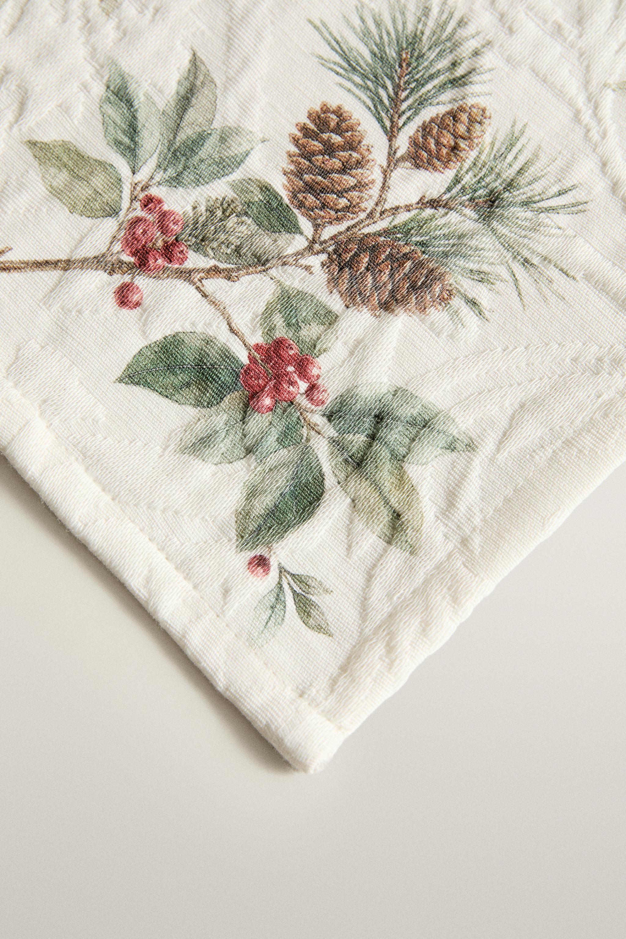 PACK OF CHRISTMAS JACQUARD NAPKINS (PACK OF 2)