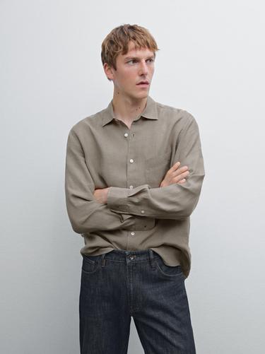 Camisa regular fit detalle bolsillo - 211 de Zara