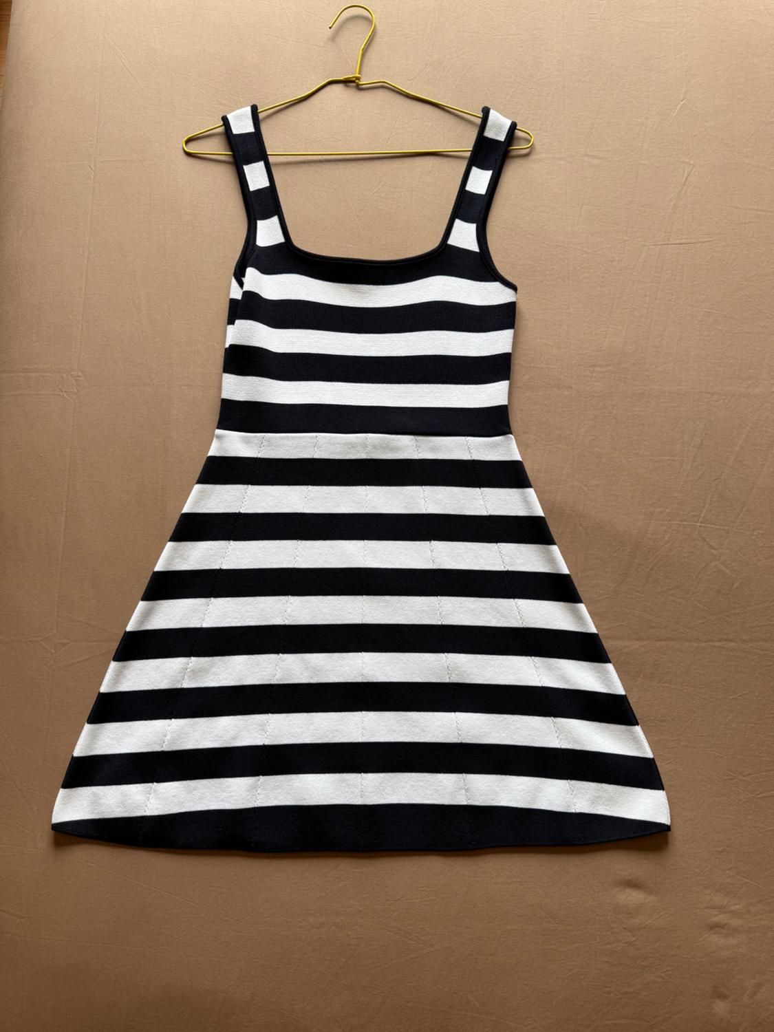 SKATER KNIT DRESS