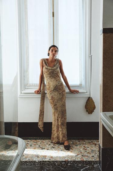 VESTIDO LARGO ESTAMPADO FLORES - Beige de Zara - Imagen 0
