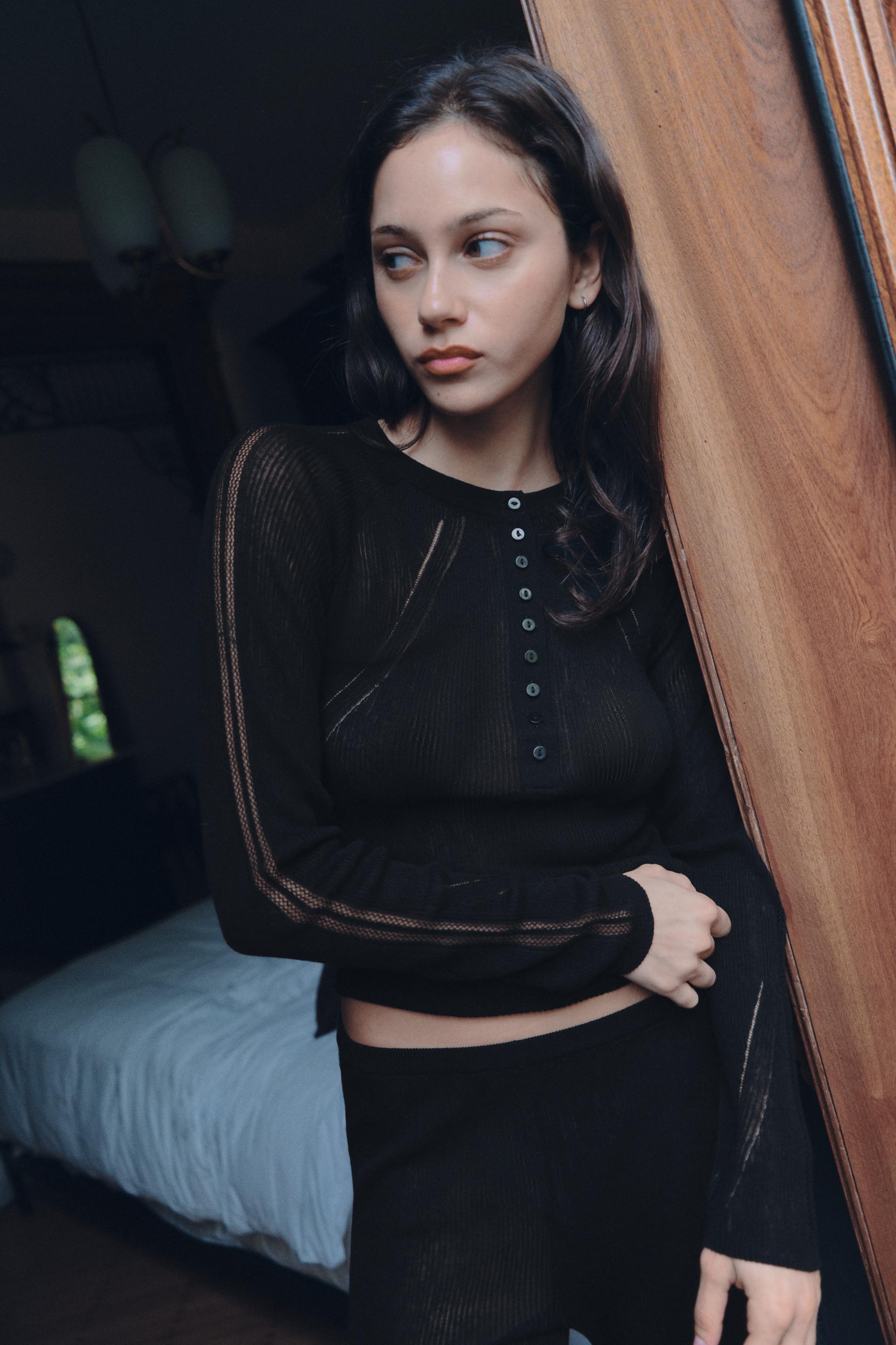 RIB KNIT BUTTON T-SHIRT