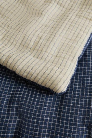 KIDS' REVERSIBLE MUSLIN QUILTED BEDSPREAD - Navy blue by Zara - Image 3