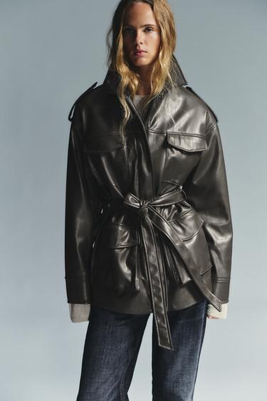 CAZADORA EFECTO PIEL BOLSILLOS - Verde vigoré de Zara