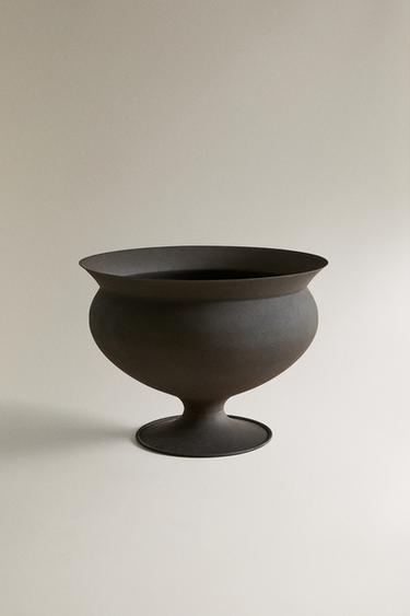 TALL METAL POT - Brown by Zara