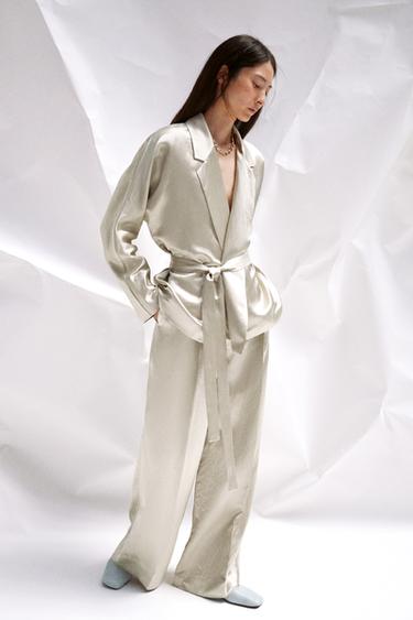 ZW COLLECTION ダーツ入りサテンパンツストーンZaraのZW COLLECTION ダーツ入りサテンパンツ - ストーン