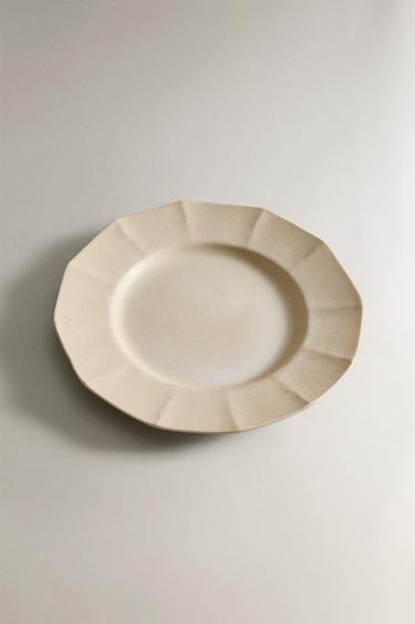 ASSIETTE À DESSERT GRÈS RELIEF LIGNES CADRE - Sable de Zara - Image 1
