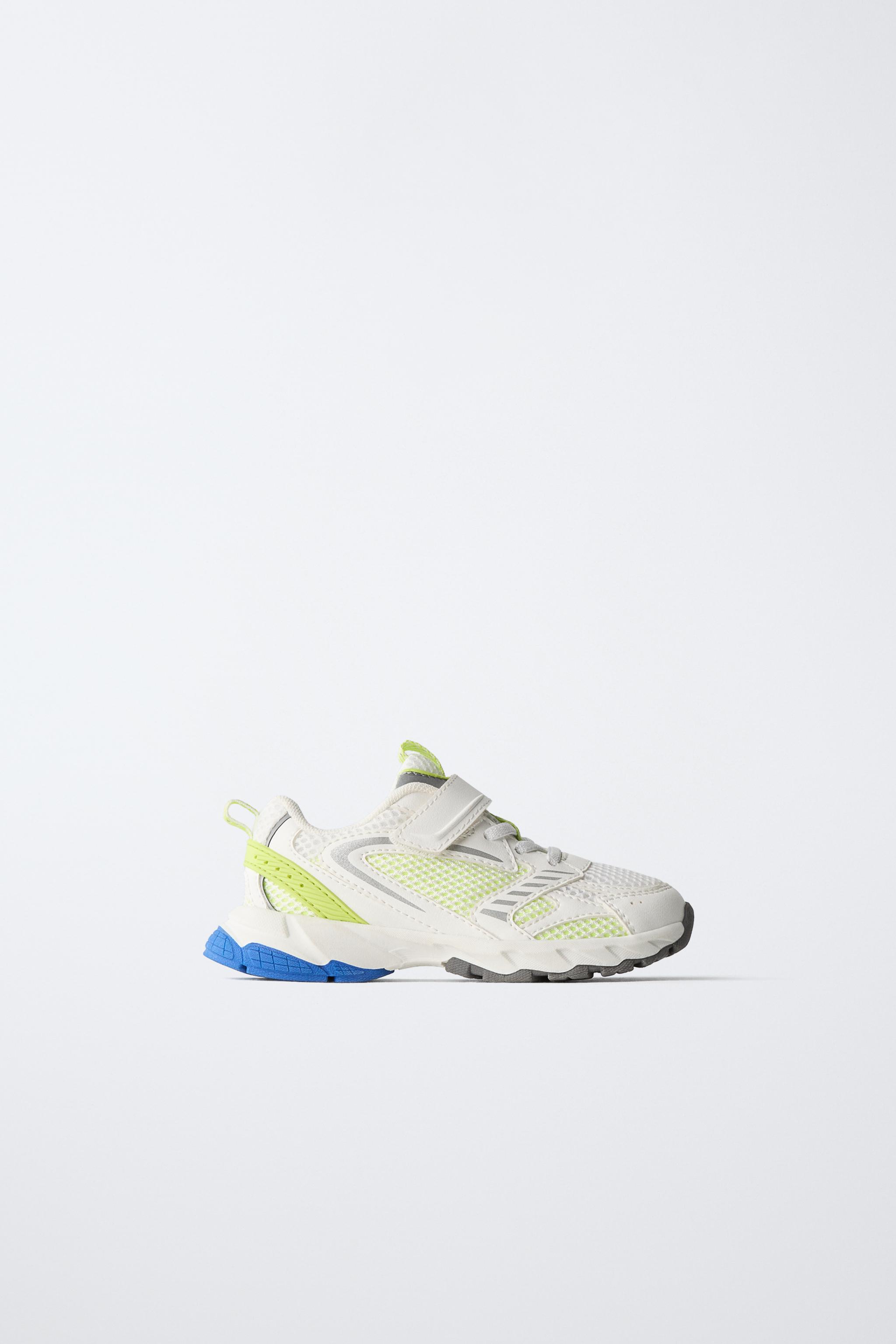 MULTICOLOR ATHLETIC SHOES