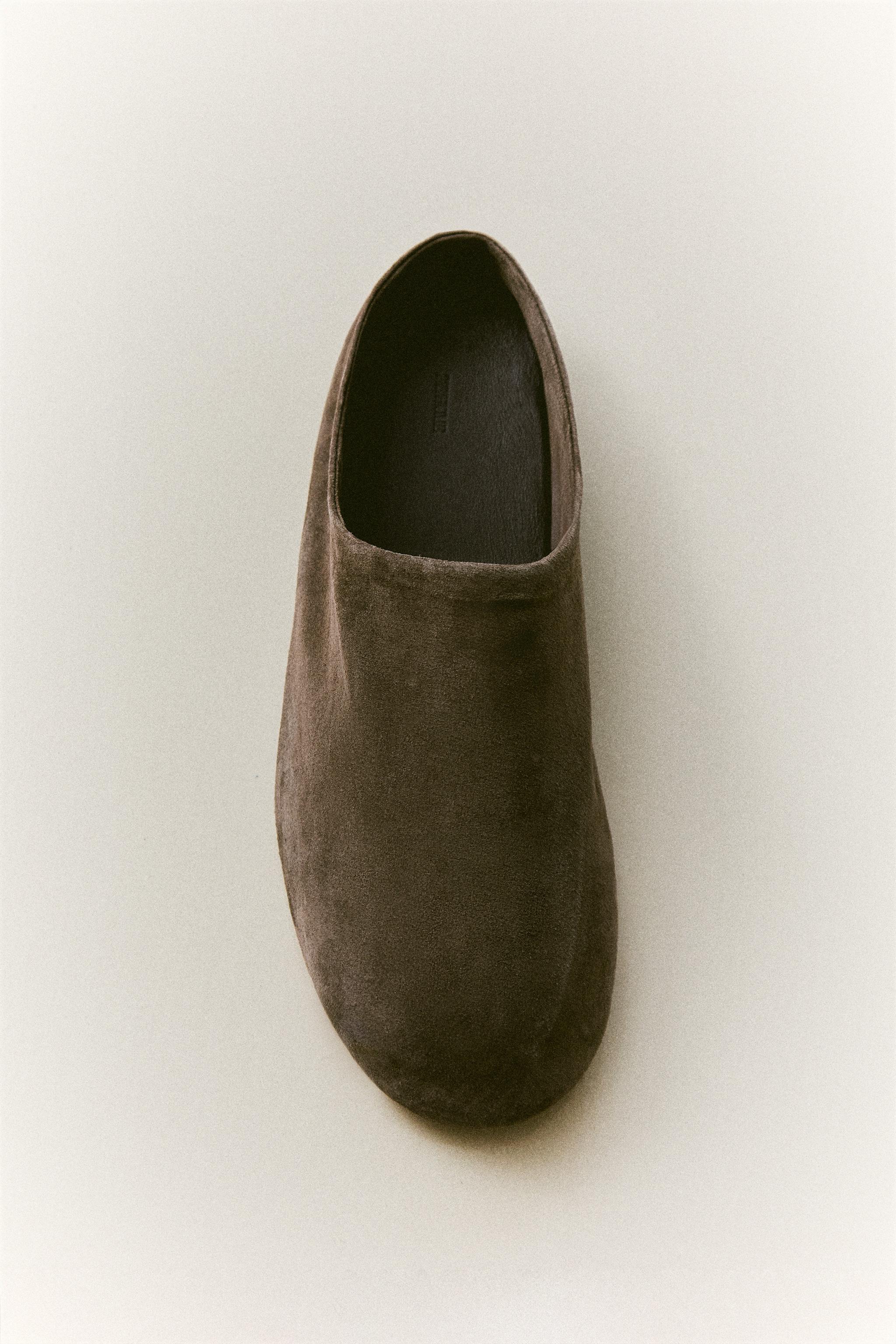 LEATHER MULE SLIPPERS