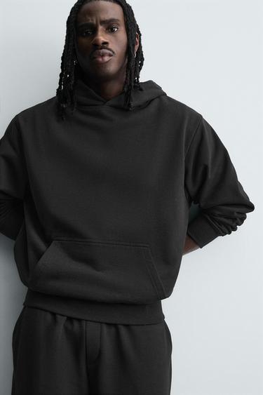 БАЗОВОЕ ХУДИ С КАПЮШОНОМ — ЧЕРНЫЙ от Zara