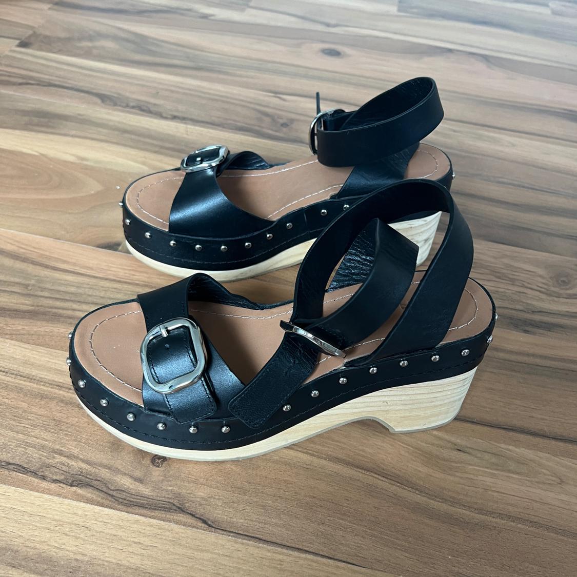 LEATHER SANDALS - LIMITED EDITION