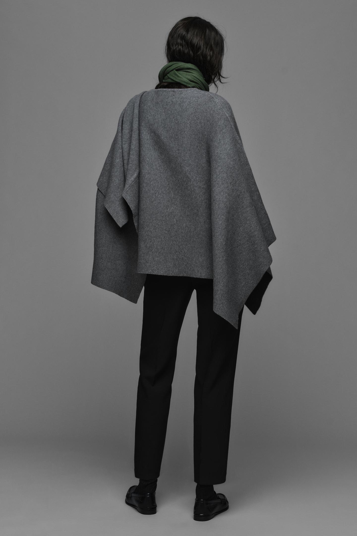 Женская накидка Zara Plain Knit Cape, цвет: Серый — фото 4