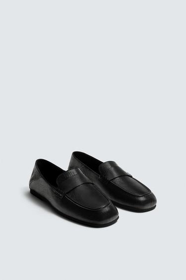 MOCASSINS EN CUIR À MASQUE - Noir de Zara
