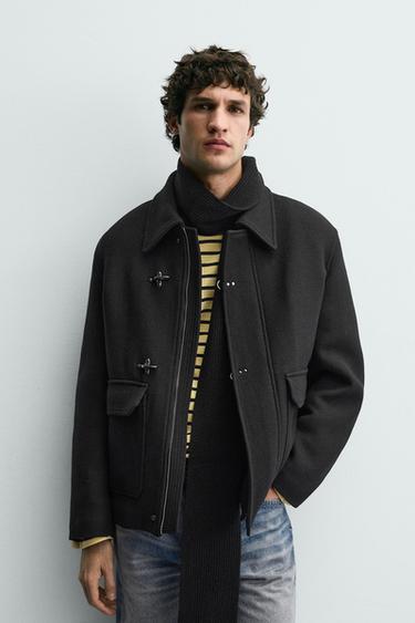 جاكيت كبير بالصوف وأزرار ضفدع - أسود الخاص بـ Zara