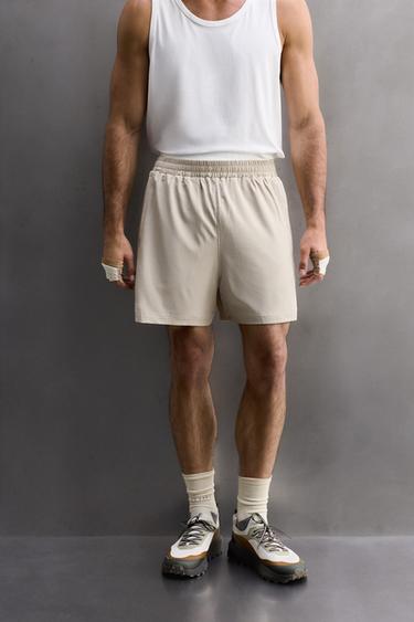 Zara COMBINED PERFORATED SHORTS - Ecru