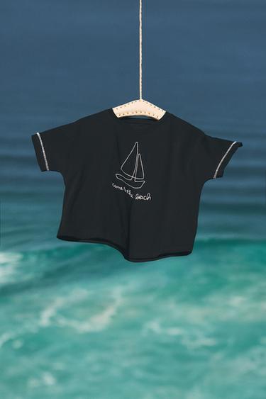 CAMISETA BORDADO BARCO - Negro de Zara