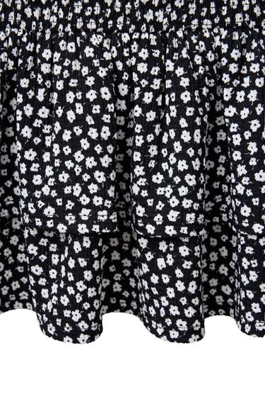 KLEID MIT STRUKTURMUSTER UND VOLANT - Schwarz / Weiß von Zara