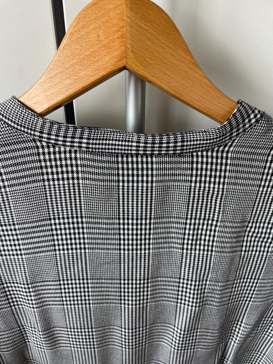 SHIRT WITH FRONT POCKETS - Image 6