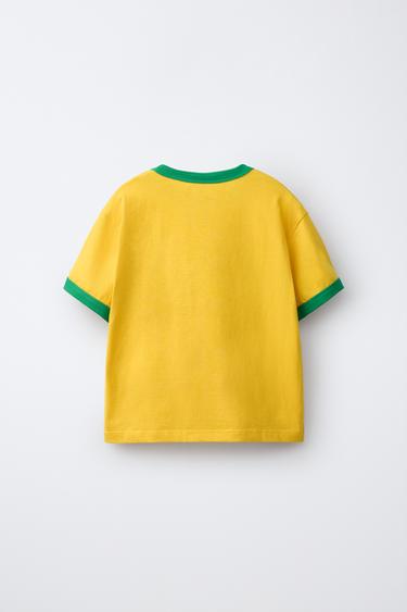 T-SHIRT À INSCRIPTION ET LISERÉ EN CONTRASTE - Jaune de Zara - Image 1