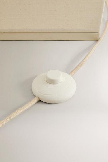 LAMPE CUBE PIED - Blanc de Zara - Image 3