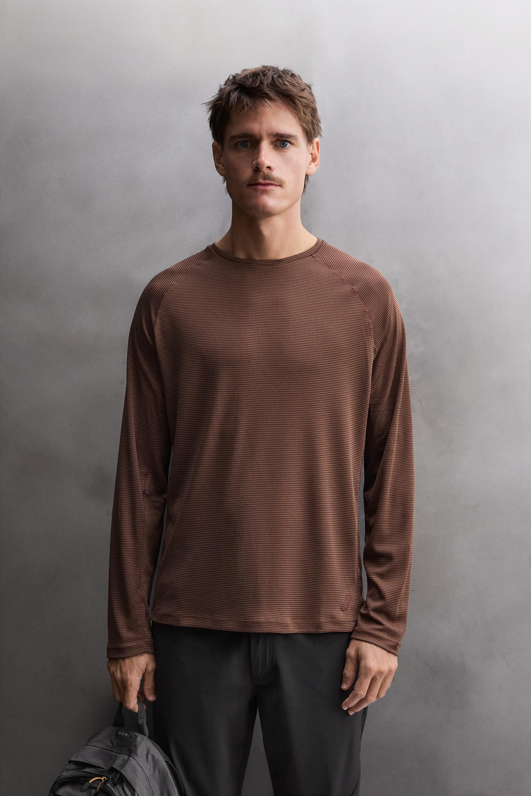 T-SHIRT TECHNIQUE STRUCTURE