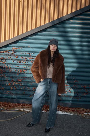 SHORT FAUX FUR COAT - Brown by Zara