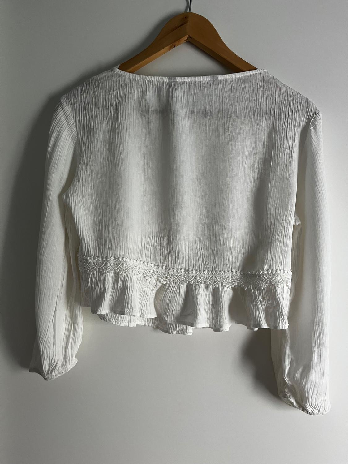 FLOWING BLOUSE WITH MATCHING DETAIL - Image 2